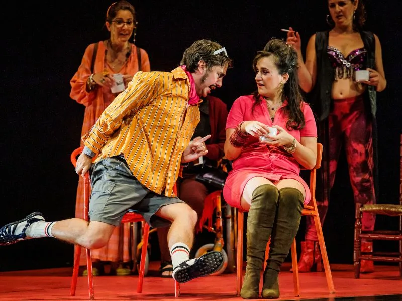 infoalcalaina Teatro Salón Cervantes Las Bingueras de Eurípides