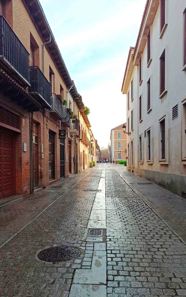 infoalcalaina blog de complumiradas 1 - calle-bustamante-de-la-cámara