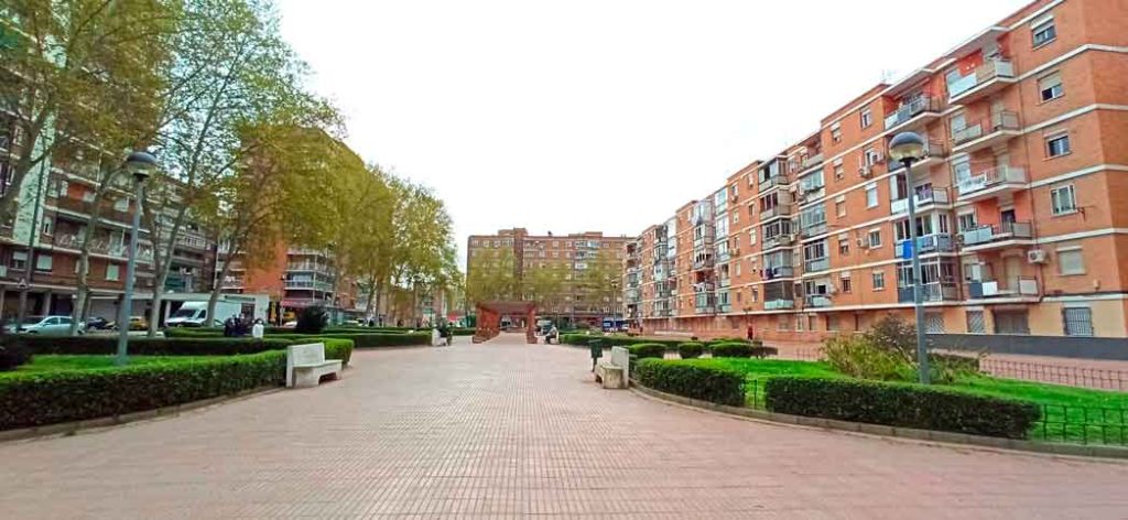 infoalcalaina blog de complumiradas 1-plaza-josé-de-elola-desde-calle-doctora-de-alcalá