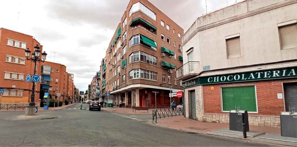 infoalcalaina blog de complumiradas 2-cruce-con-cánovas-del-castillo alcala de henares