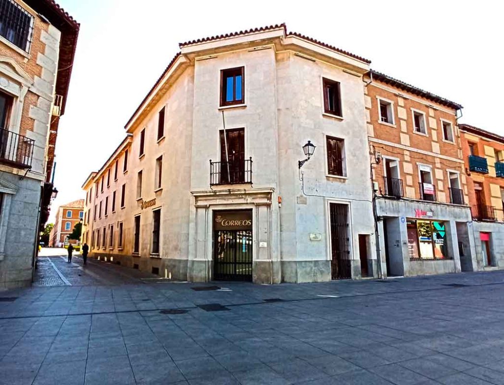infoalcalaina blog de complumiradas 2 - oficina de correos plaza de cervantes