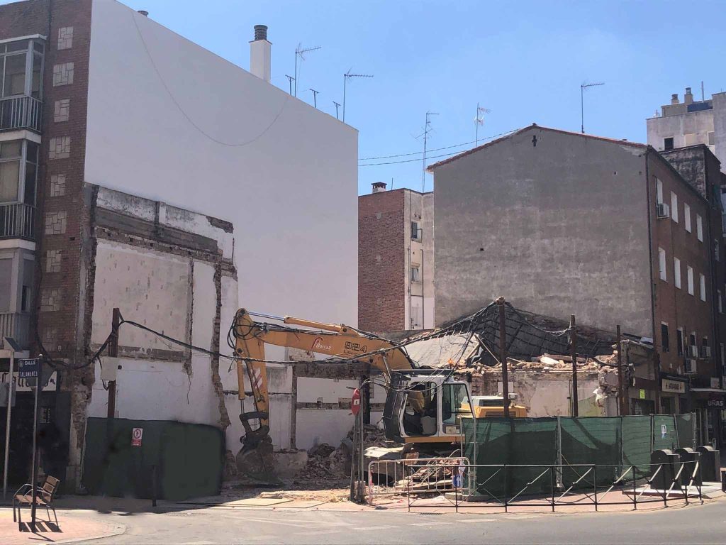 infoalcalaina blog de complumiradas 4 derribo de la churrería cibeles alcala de henares