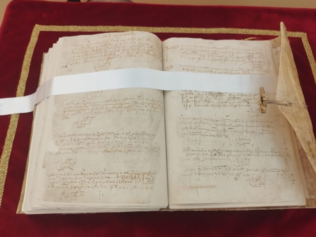 infoalcalaina blog de complumiradas 6 libro de bautismo de Cervantes-foto de vicente fernández